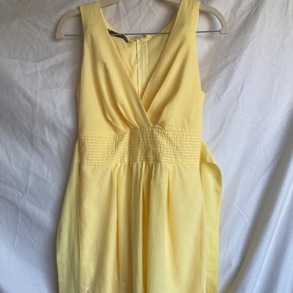 Yellow sundress - Picture 1 of 5